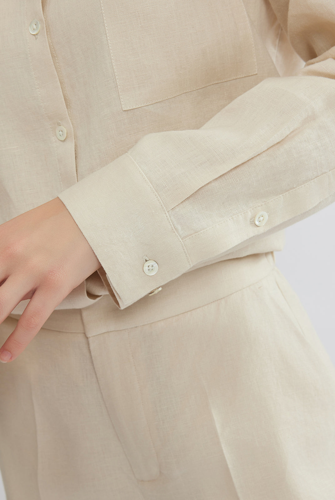 100% Linen Button-Up Shirt