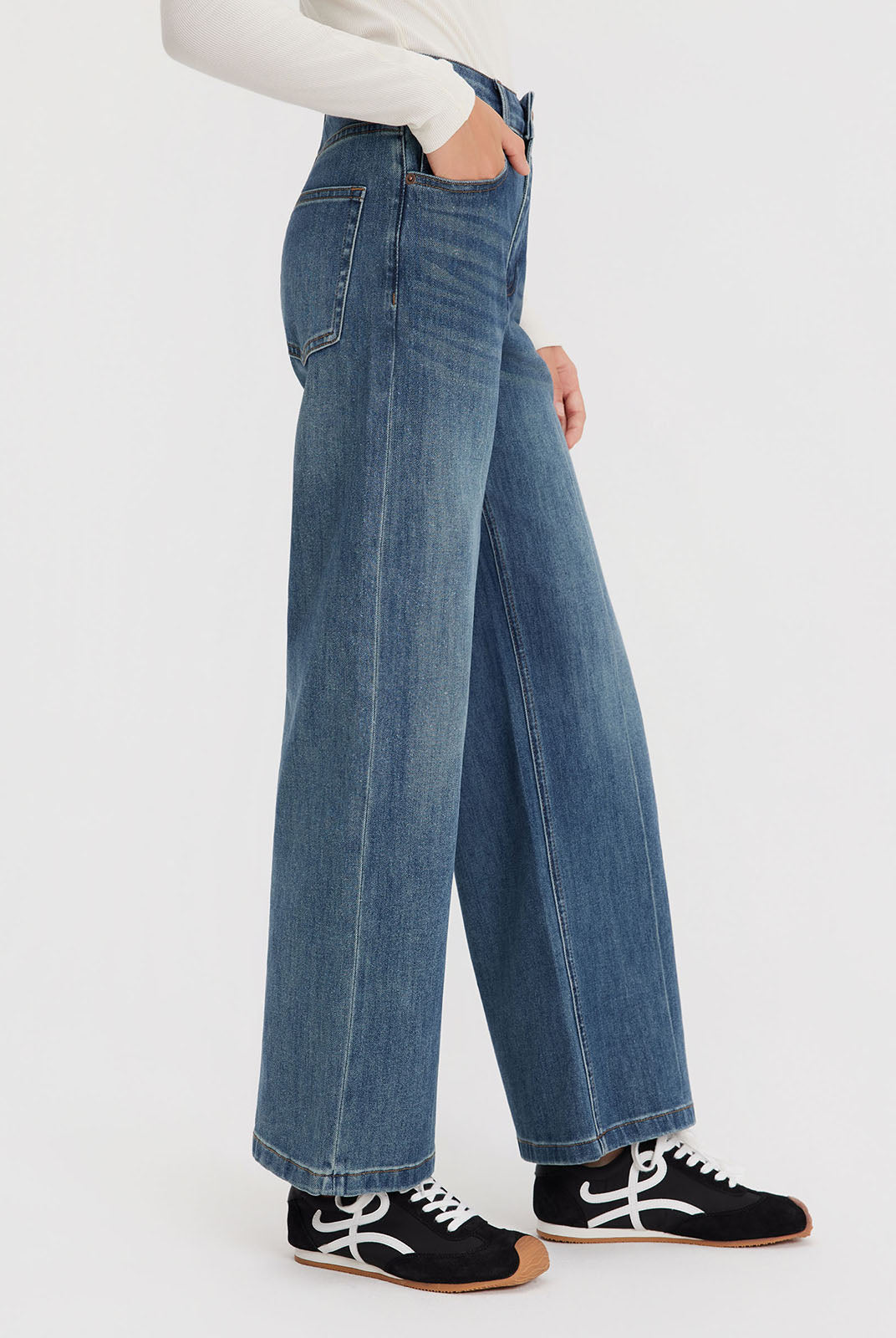ASOBIO Mid-High Rise Wide-Leg Jeans