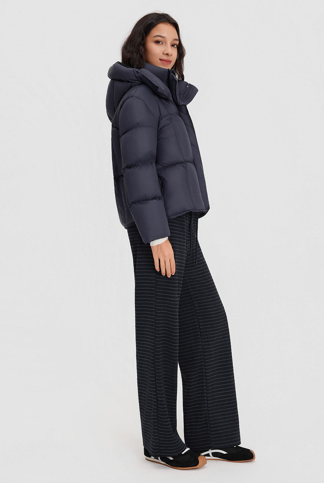 ASOBIO Cropped Hooded Down Puffer
