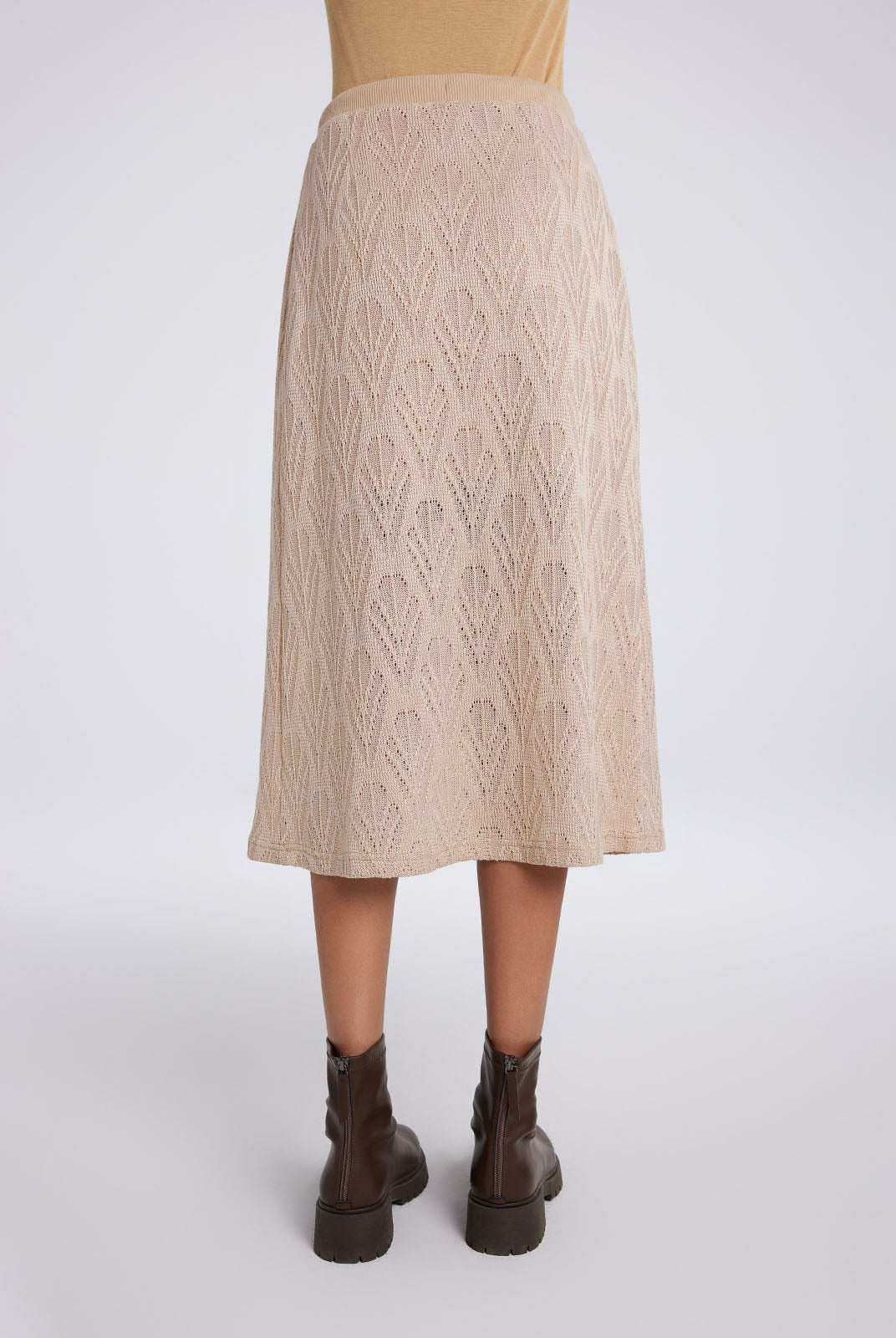 Knit midi skirt with hollow design and ribbed waistband