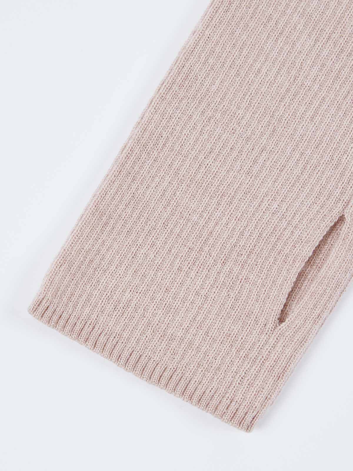 Lightweight merino V-Neck Ribbed Wool Knit Top