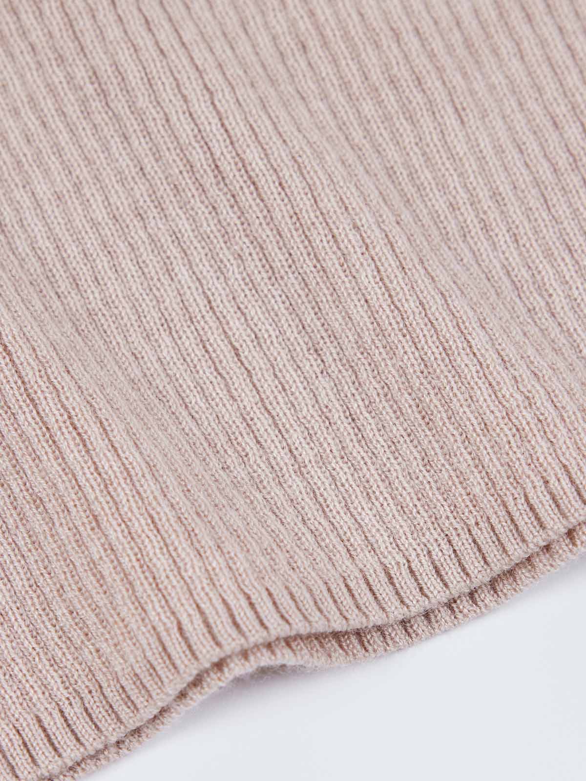 Lightweight merino V-Neck Ribbed Wool Knit Top