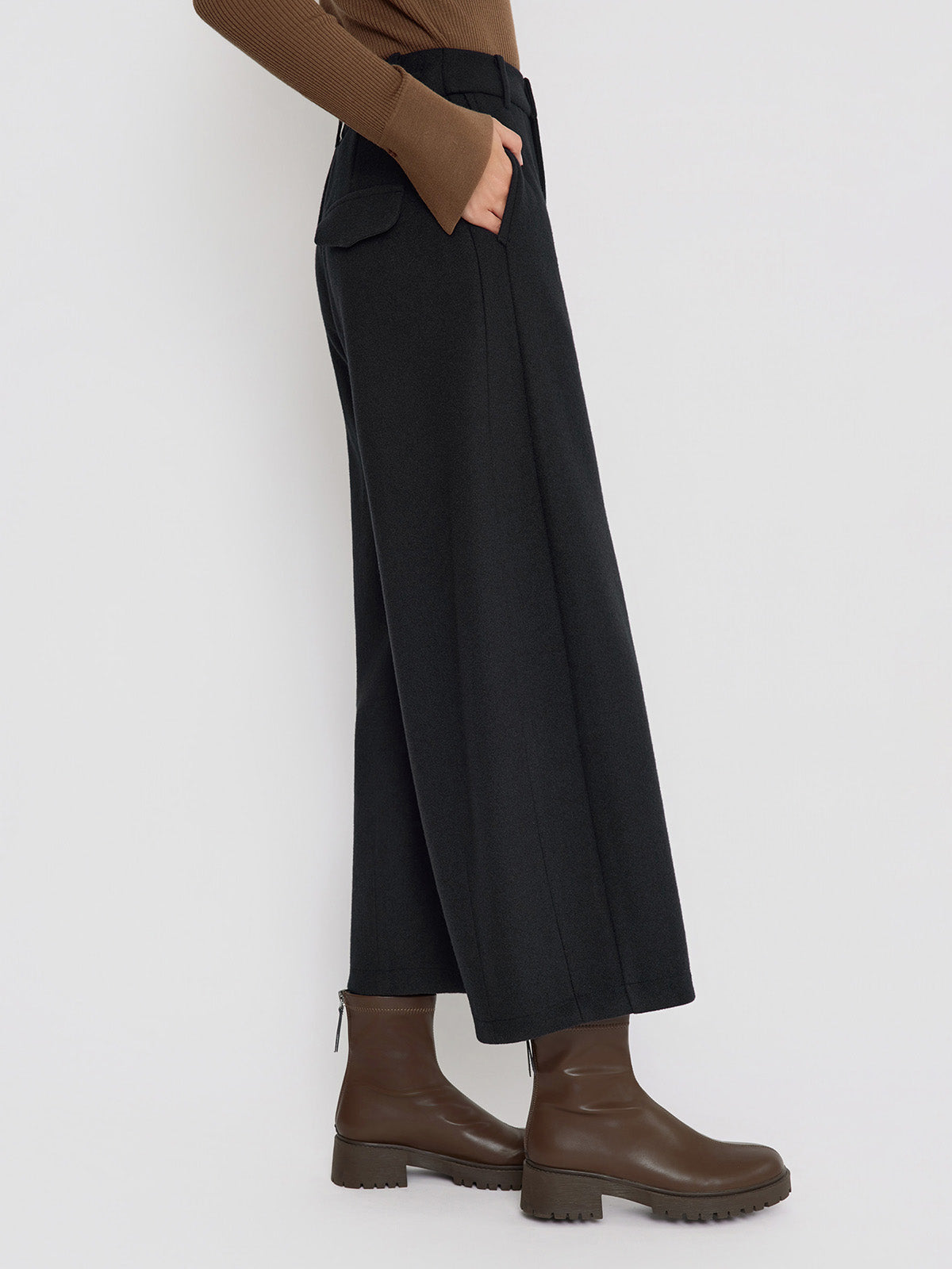ASOBIO Mid-Rise Wool-Blend Barrel Pant
