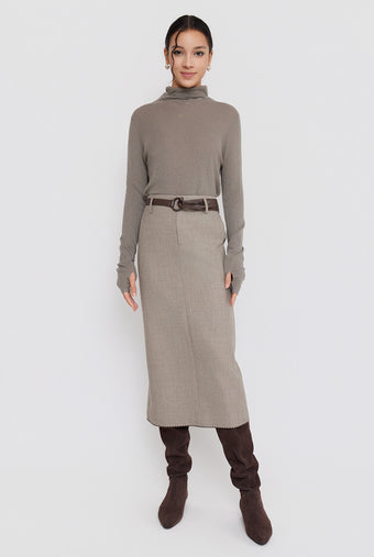 100% Extra-Fine Merino Wool Turtleneck Sweater