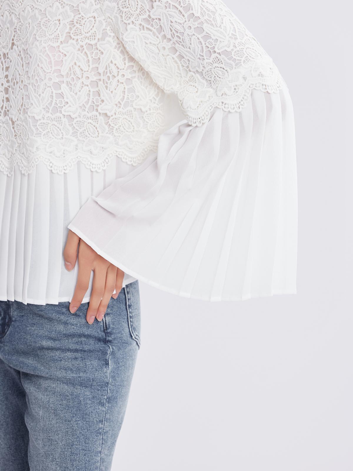 ASOBIO Pleated Chiffon Lace-Panel Blouse