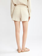 100% Linen Shorts With An Elastic Back Waist
