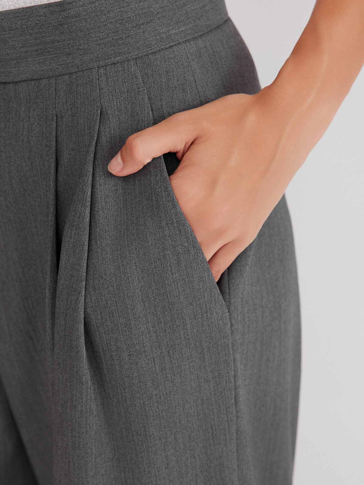 ASOBIO Slim Pleated Full-Length Trousers