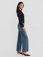ASOBIO Square-Neck Fitted Longsleeve Top
