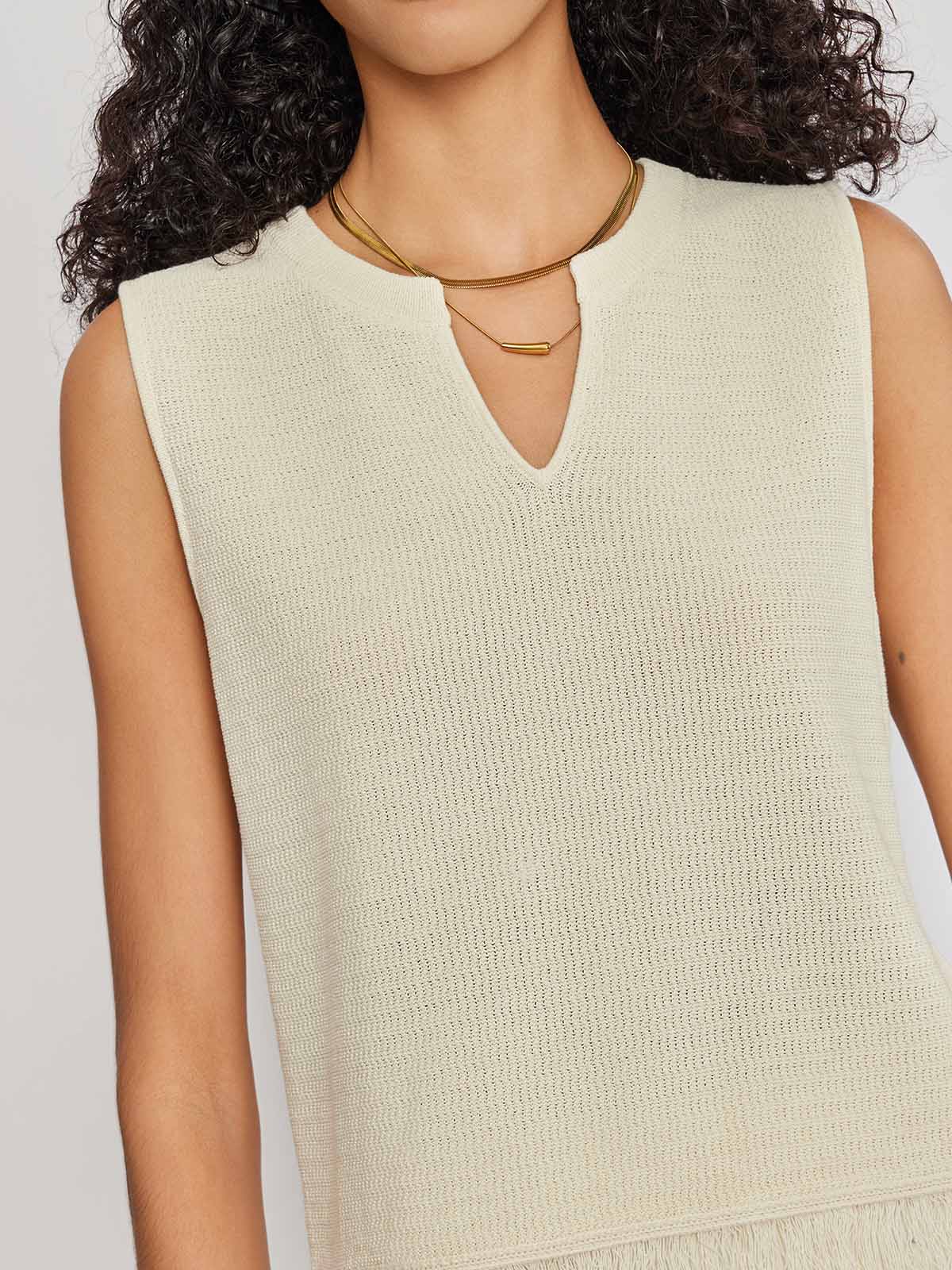 V-Cut Fringe Hem Tee