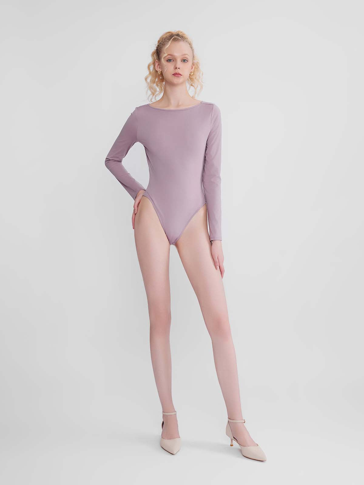 Body-hugging Boatneck Long-Sleeve Bodysuit