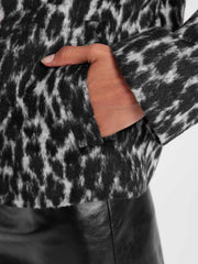 ASOBIO Cropped Leopard Woolen Zip-Up Jacket