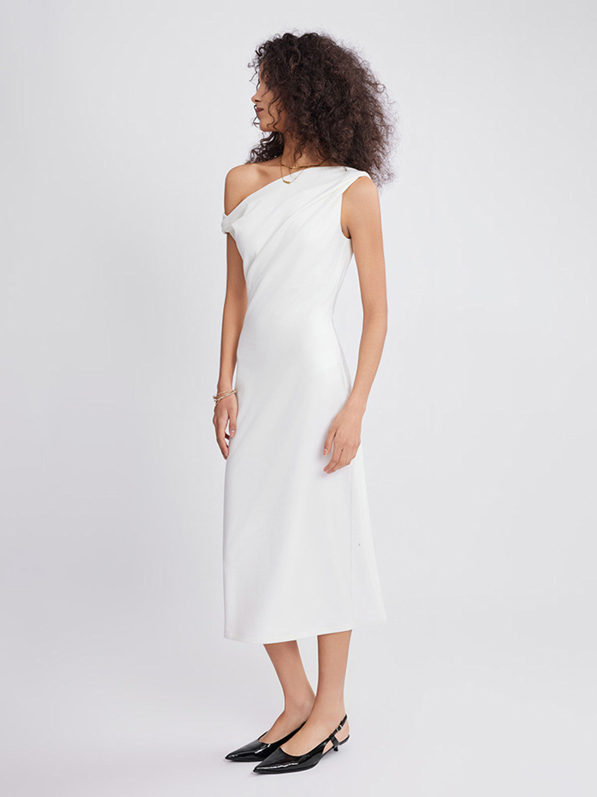 ASOBIO Asymmetric Neckline Knit Midi Dress