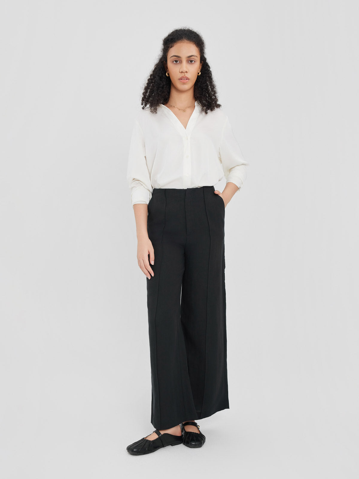 ASOBIO Straight-Leg Minimalist Trousers