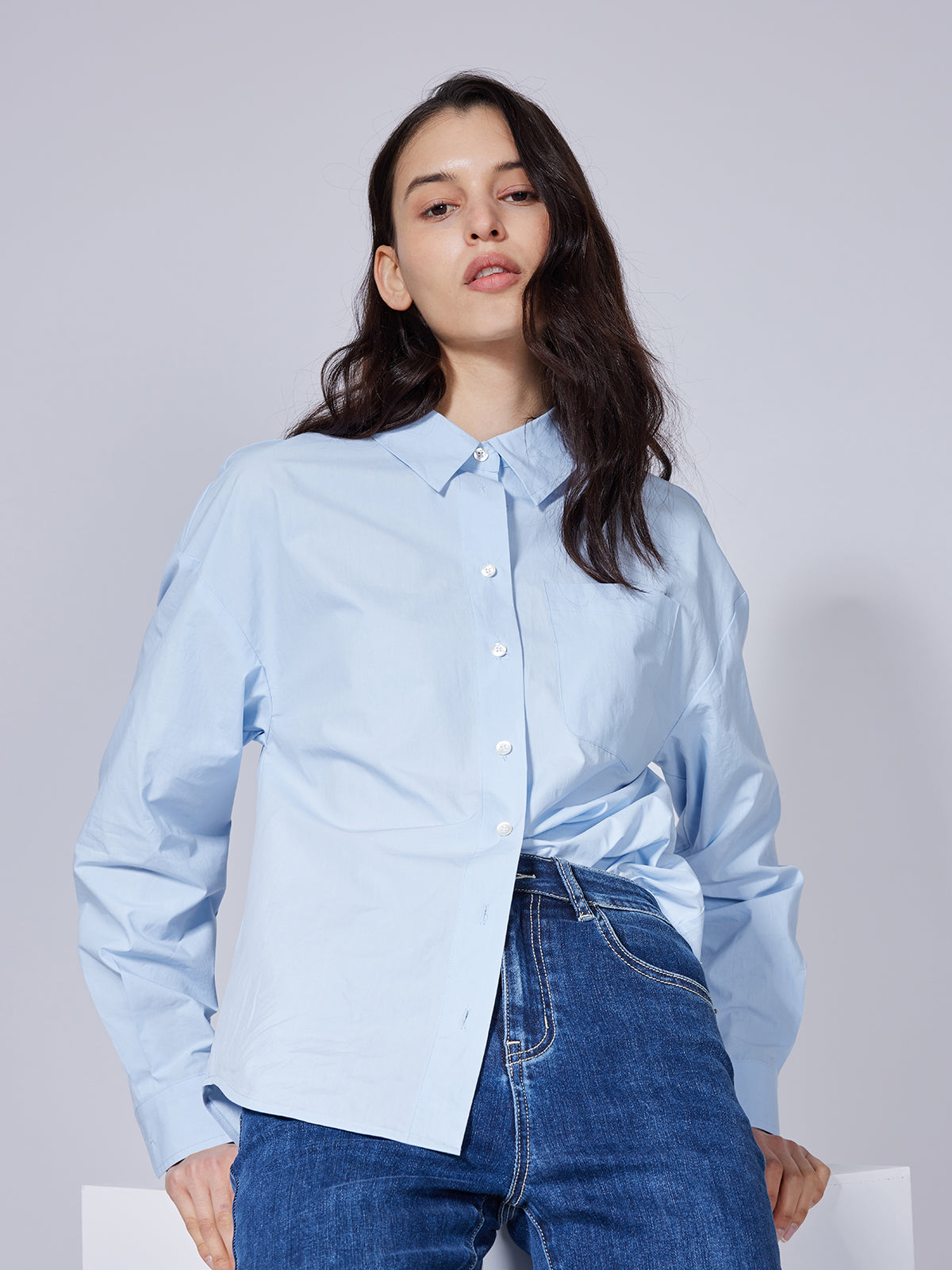 Light Blue Simple and Stylish Style Relaxed H-type Shirt