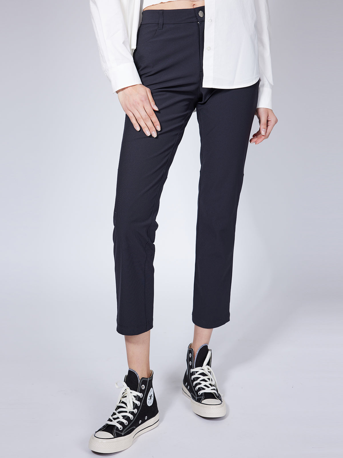 Relaxed Fit Wrinkle Free Straight Leg Pants