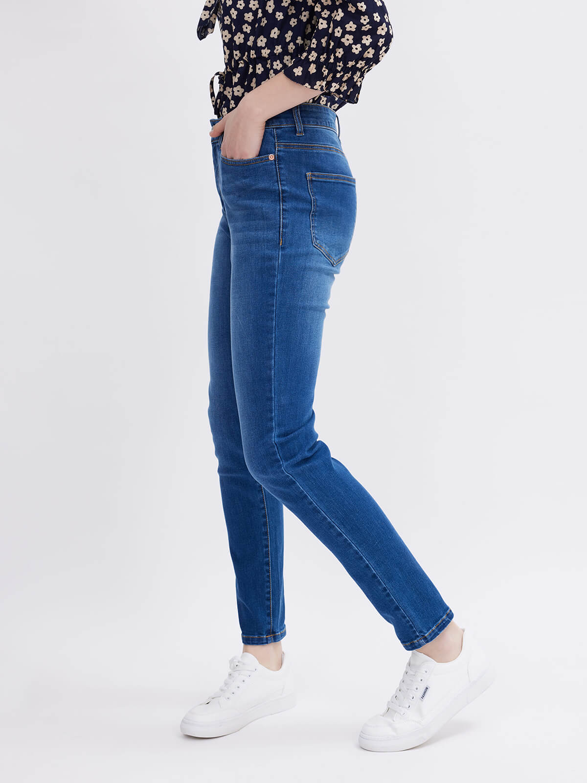 Women's High-Stretch Skinny Wash Jeans